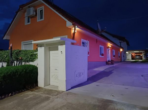 Casa Marinela
